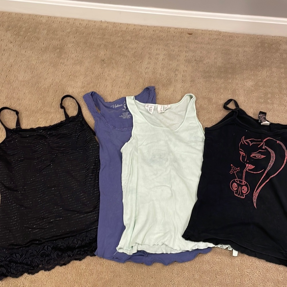 Bundle of 4 medium tank tops